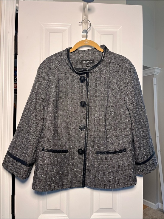 Jones New York Jackets & Blazers - Jones New York Gray Tweed Blazer Jacket Size 12 Wool Blend Dark Academia